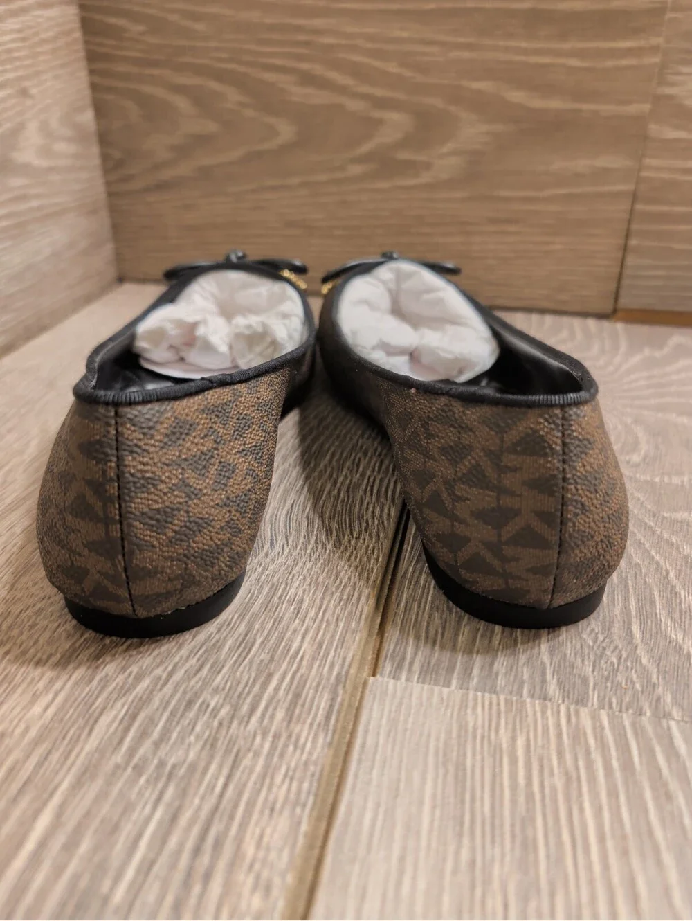 Michael Kors Nori Flex Flat Signature Monogram Shoe SZ 6 NIB